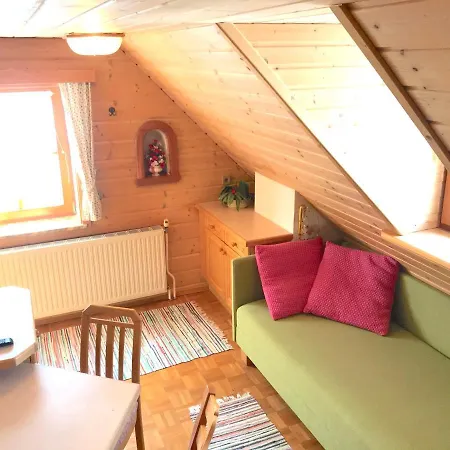 Futtertroegl Daire Lachtal