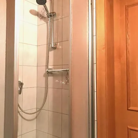 Futtertroegl لاختال