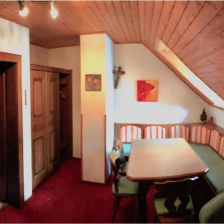 Futtertroegl Daire *