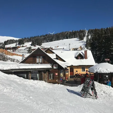 شقة Futtertroegl لاختال