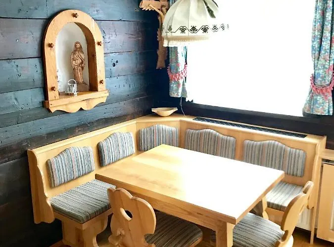 Futtertroegl 拉赫陶